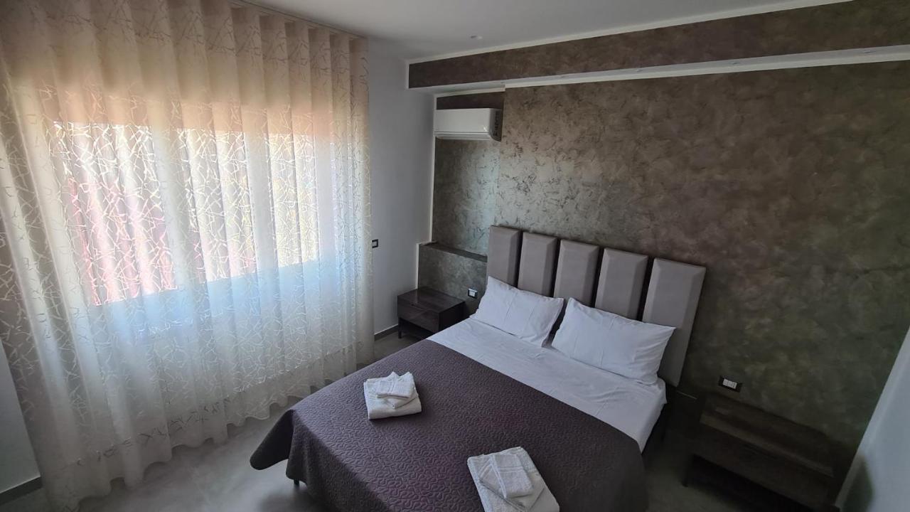 Casa Veneziano Bed & Breakfast Messina Dış mekan fotoğraf